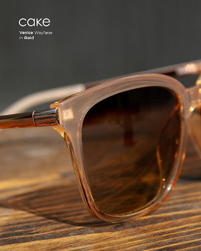 WHAT GLASSES ARE TRENDING IN FALL 2021?